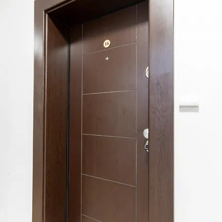 Smart In The Heart Of * 索菲亞