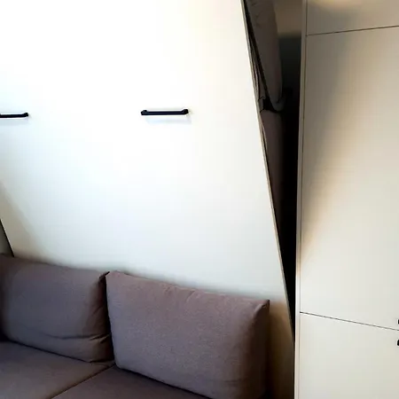 Smart In The Heart Of صوفيا