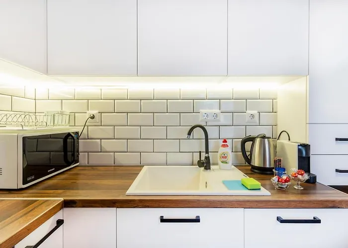 Smart In The Heart Of * Sofia